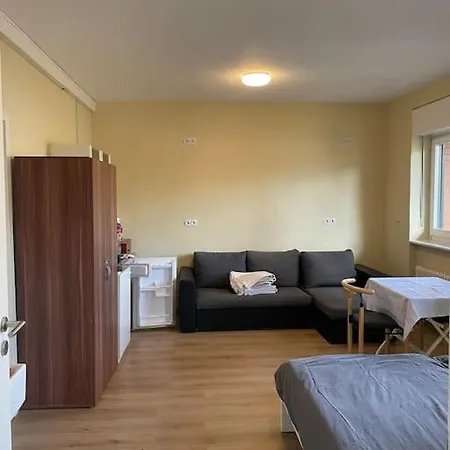 Apartment Einzimmerwohnung + Dusche Und Wc